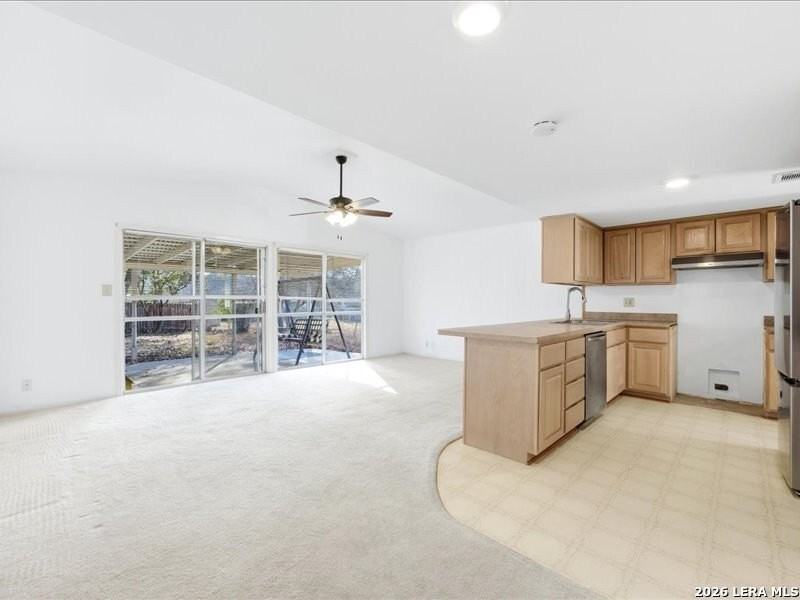 204 Regal Oaks Dr - Photo 6 of 28