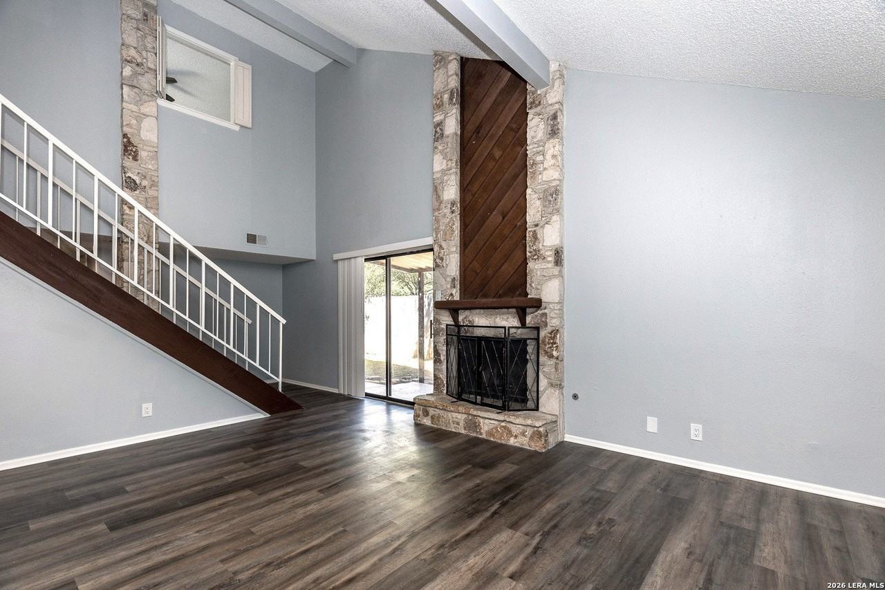 14303 Indian Woods - Photo 7 of 22