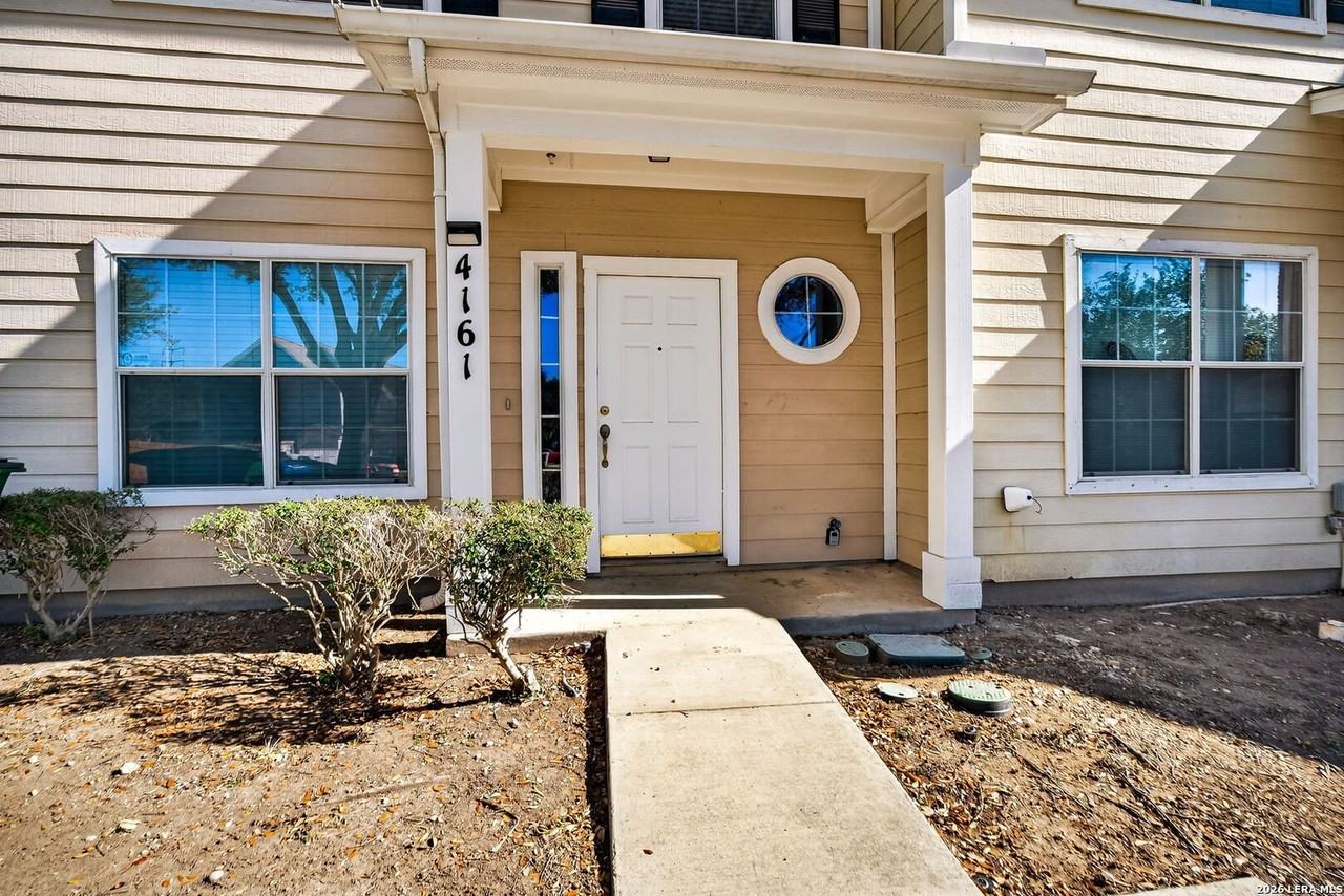 4161 St Charles Bay - Photo 4 of 35