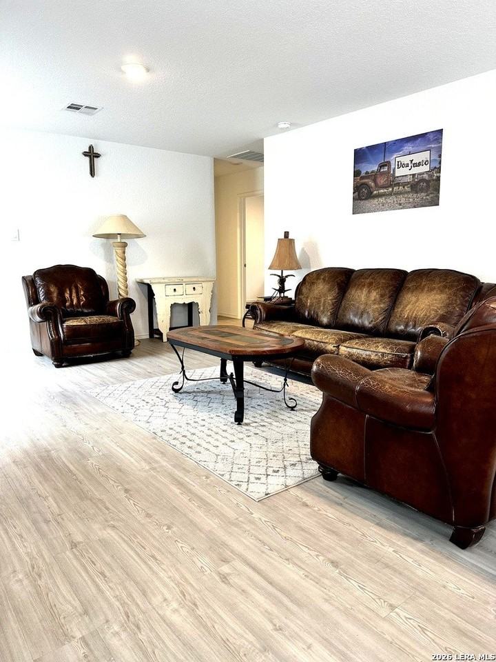 1611 Knoll Rdg - Photo 4 of 14