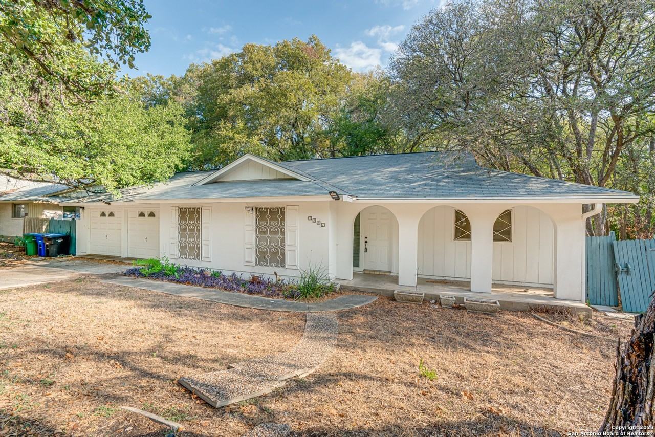 3551 Rock Creek Run - Photo 5 of 41