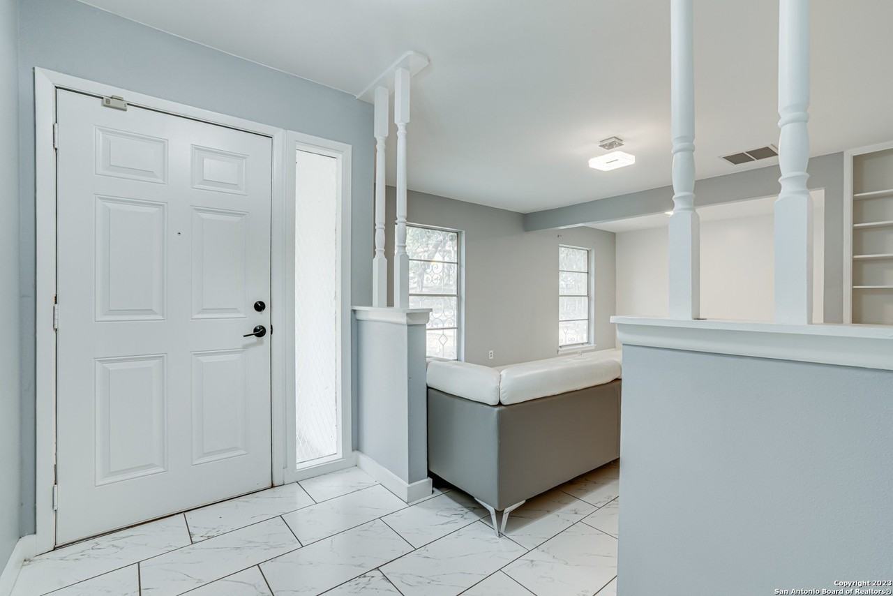 3551 Rock Creek Run - Photo 7 of 41