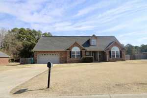 featured image of 3065 Temple Rd