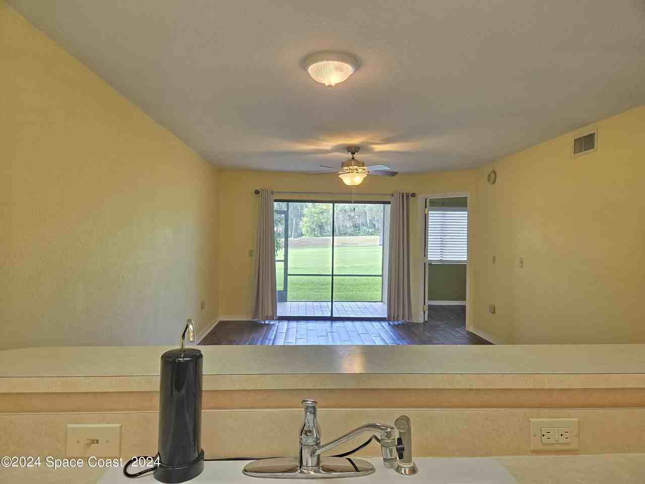 1211 Country Club Dr - Photo 3 of 18