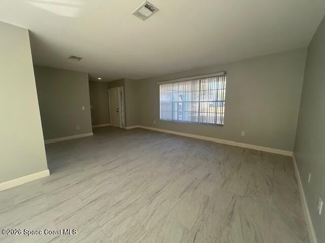 991 Hooper Ave Ne - Photo 5 of 18