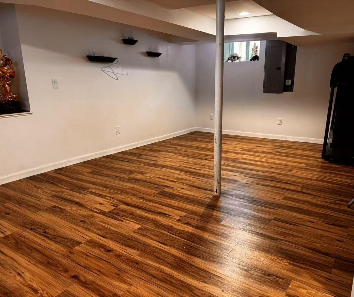 513 S Brooks St #B - Photo 7 of 12