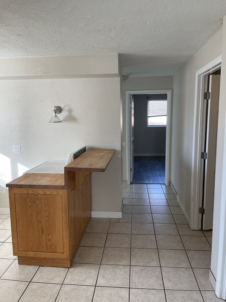 3704 Sw - Photo 4 of 10