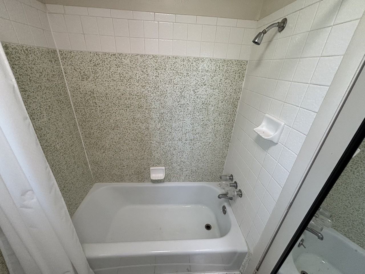 3704 Sw - Photo 6 of 10