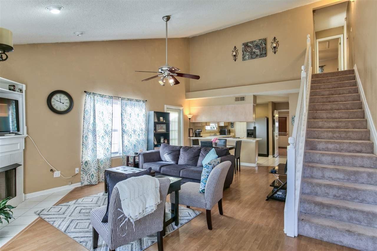 2506 Golden Park Ln - Photo 4 of 36