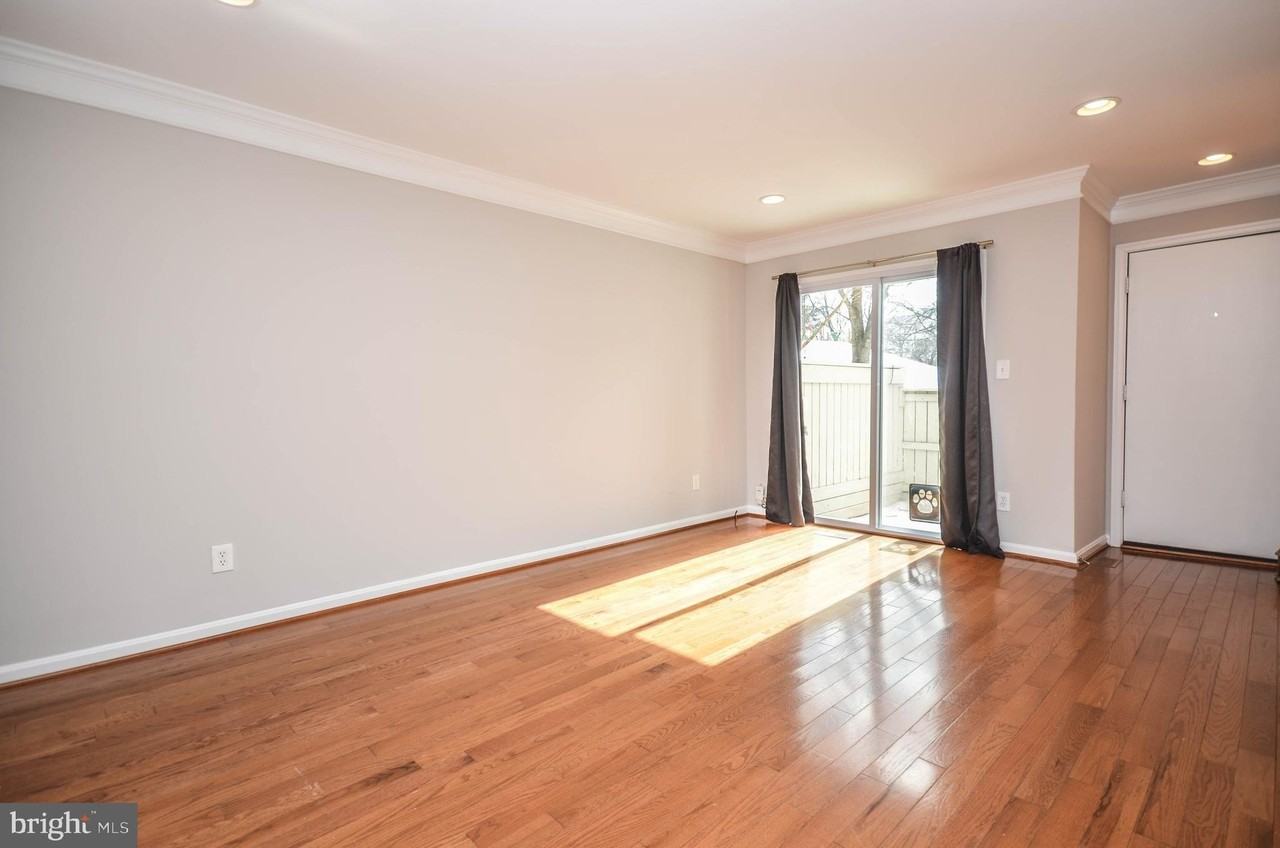 9316 Jarrett Ct - Photo 2 of 41