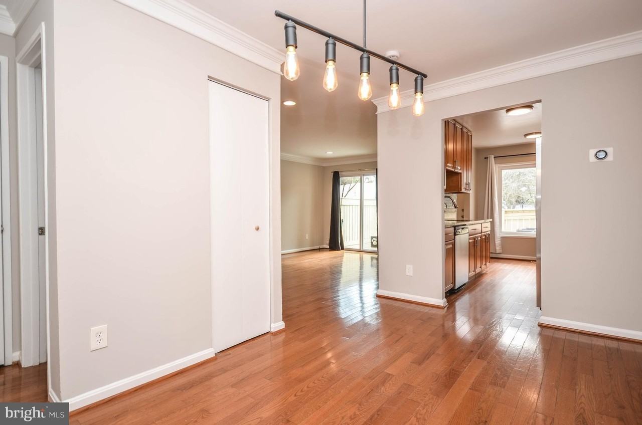 9316 Jarrett Ct - Photo 5 of 41