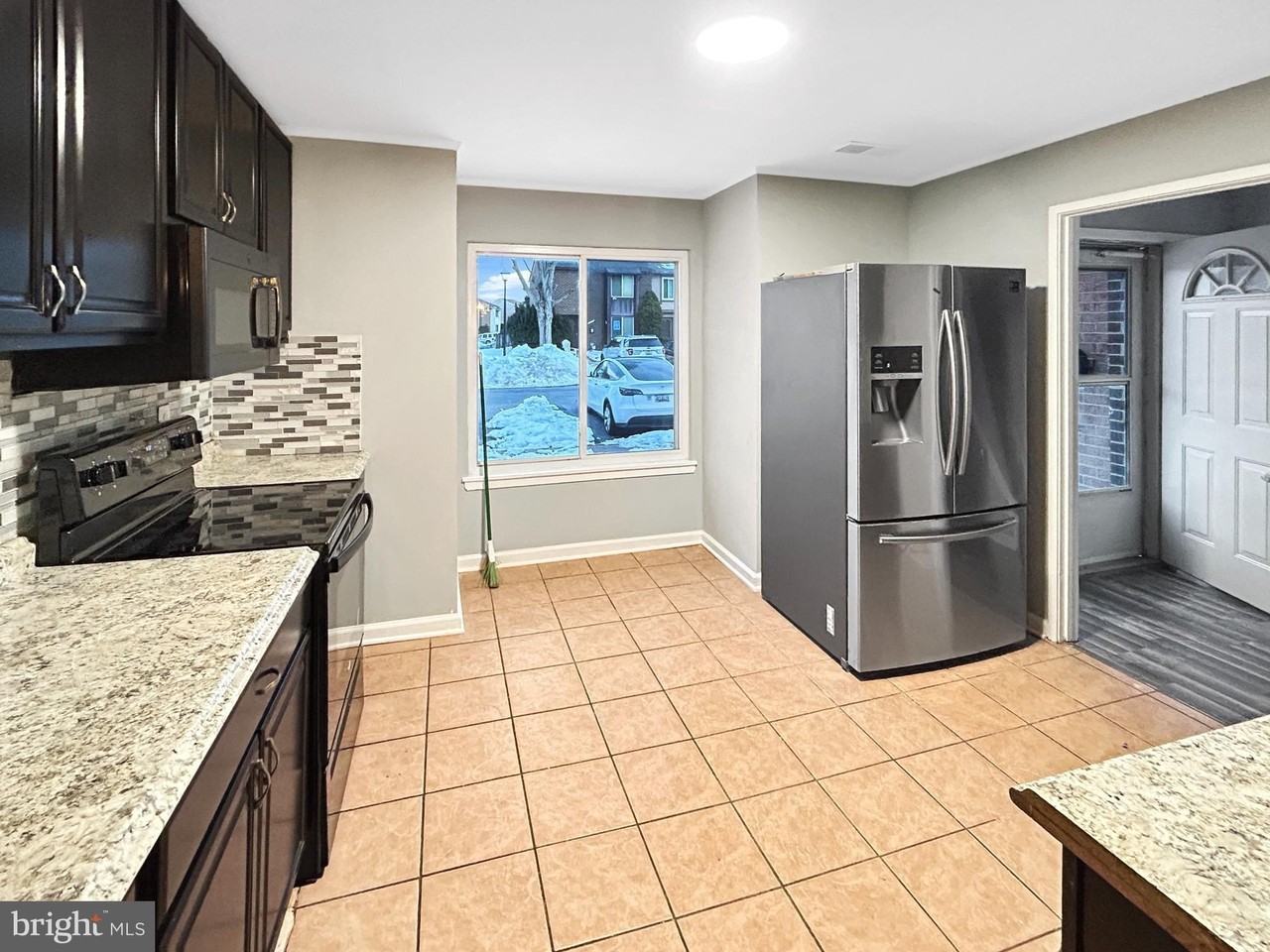 19634 Club Lake Rd - Photo 3 of 22