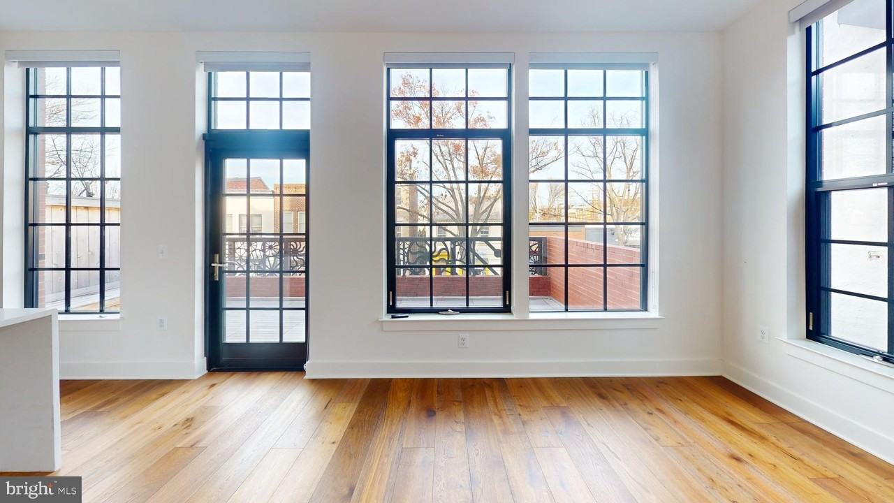 1312 King St Apt 207 #207 - Photo 5 of 12