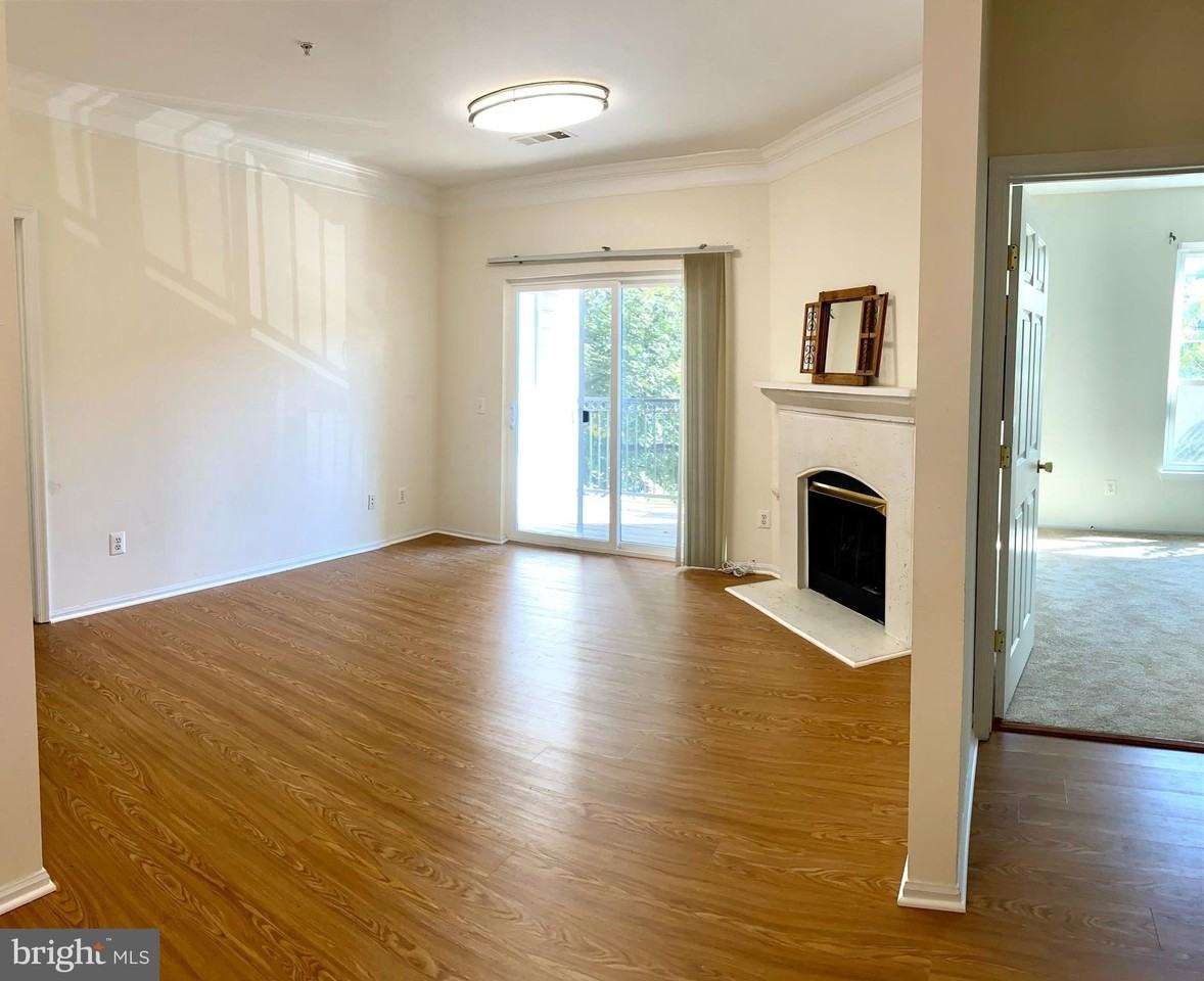 1580 Spring Gate Dr Unit 4213 #4213 - Photo 6 of 33