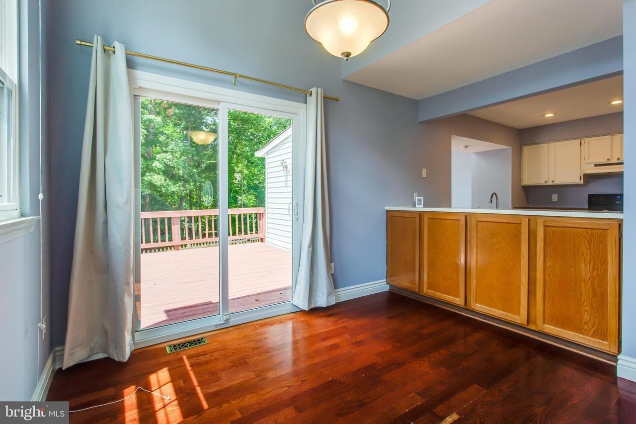 21 Ferguson Ct - Photo 3 of 44