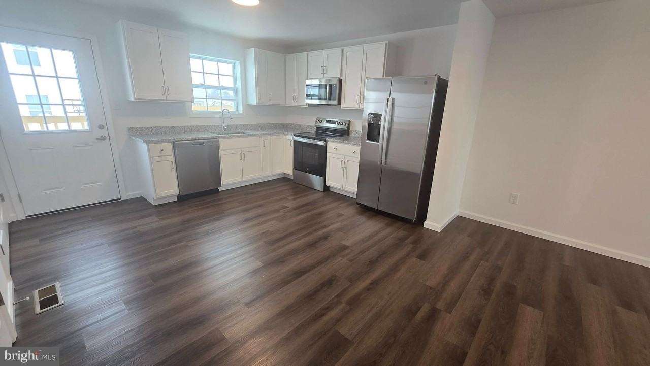 14 Snowdrop Ct - Photo 3 of 21