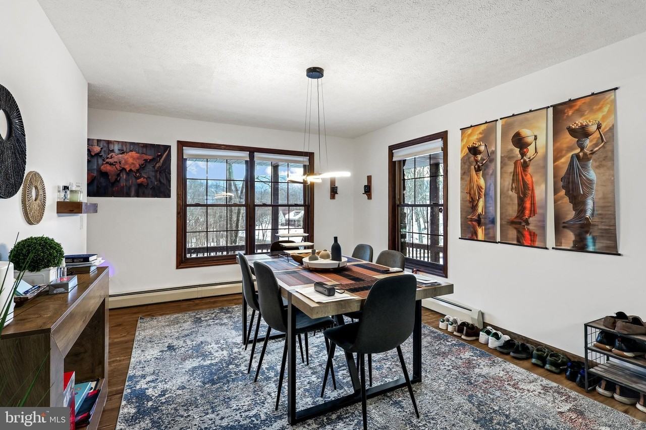 761 Timberlake Dr - Photo 4 of 50