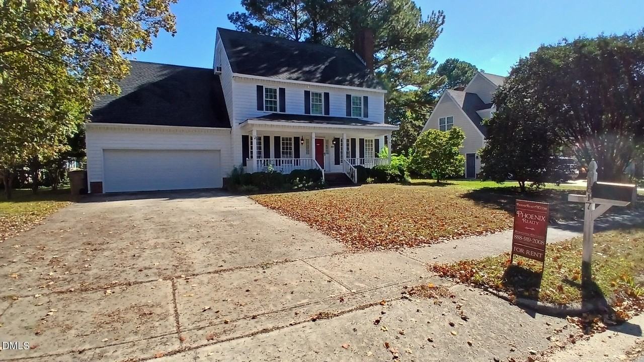 1817 Thorpshire Dr - Photo 2 of 38