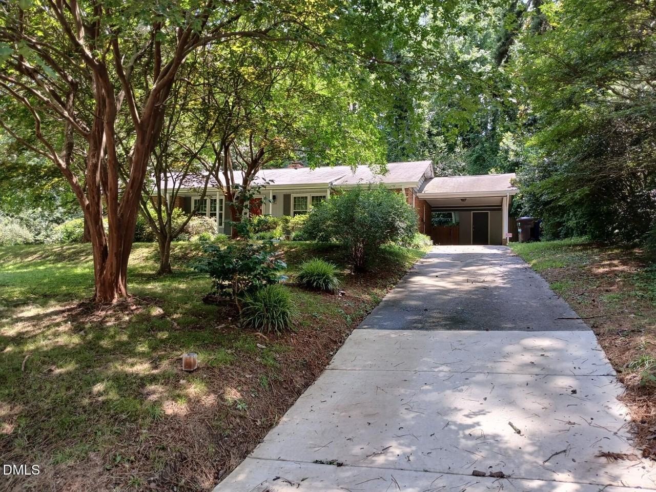 2213 Morehead Ave - Photo 2 of 21