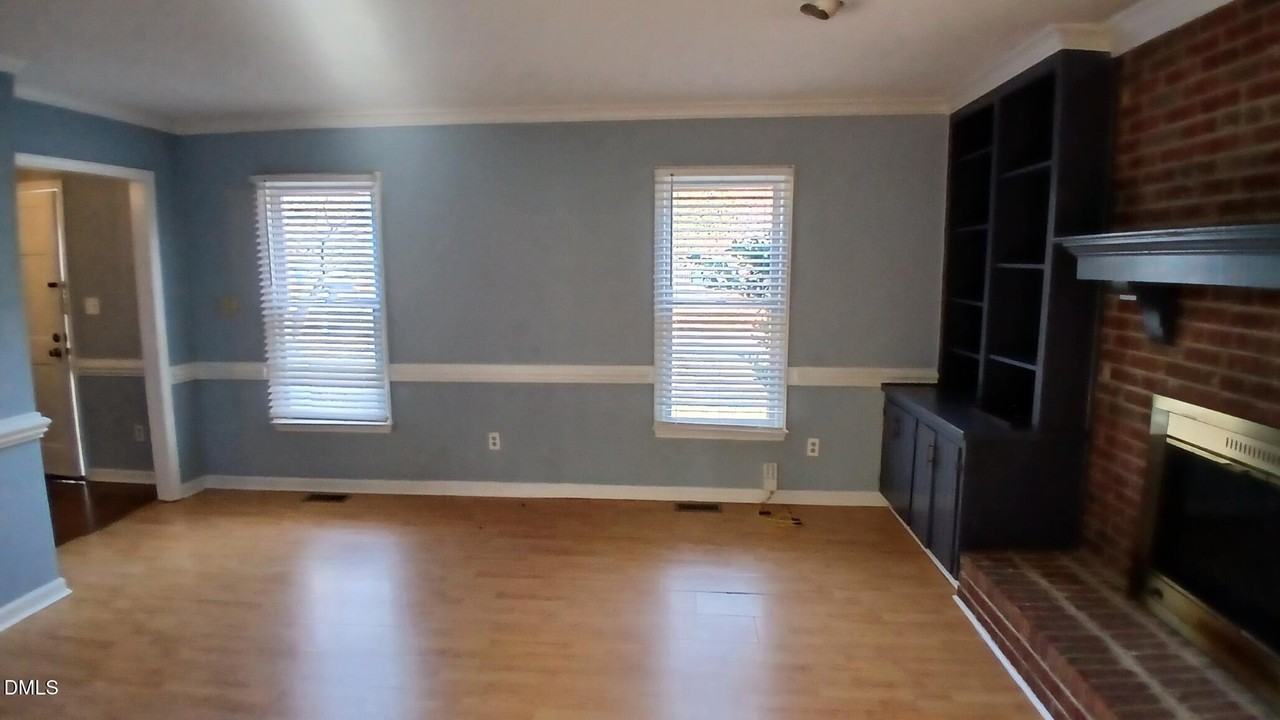 3504 E Jameson Rd - Photo 6 of 33