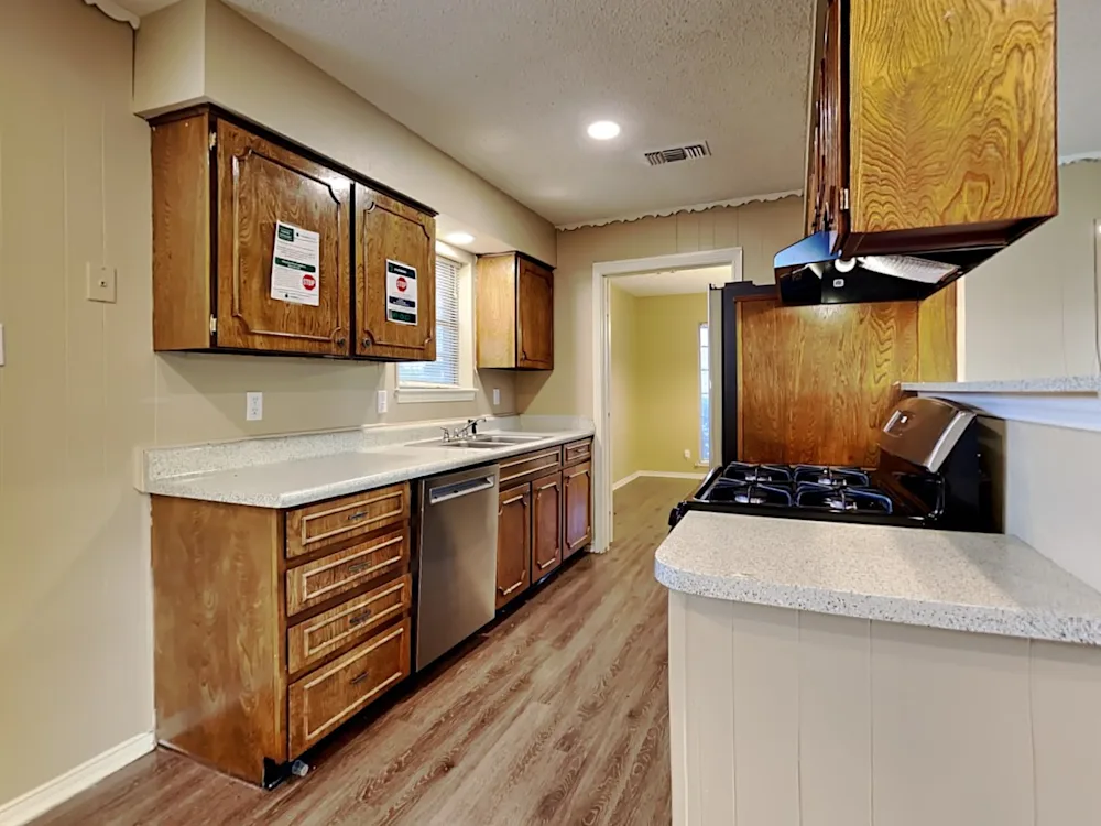 151 Valleyglen Dr #NA - Photo 2 of 12