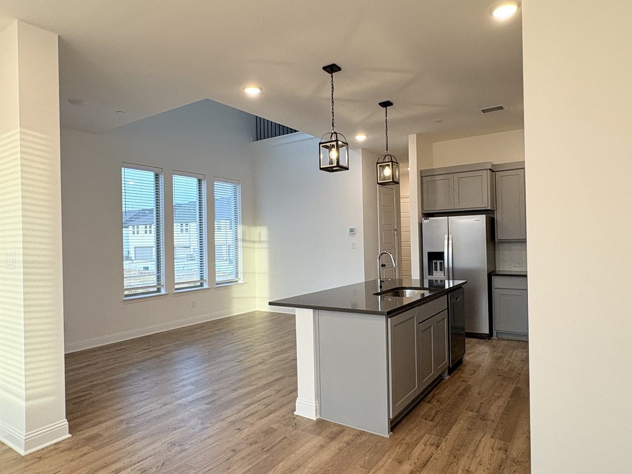 2528 Brunswick Way #2528 - Photo 7 of 20