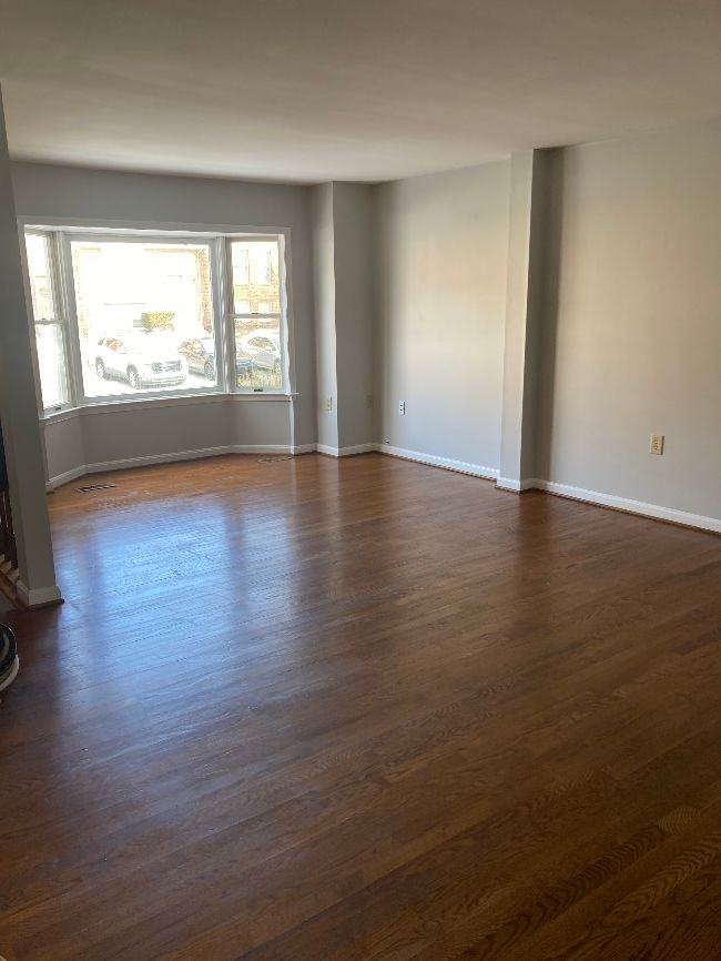 112 Colony Ct #112 - Photo 2 of 6