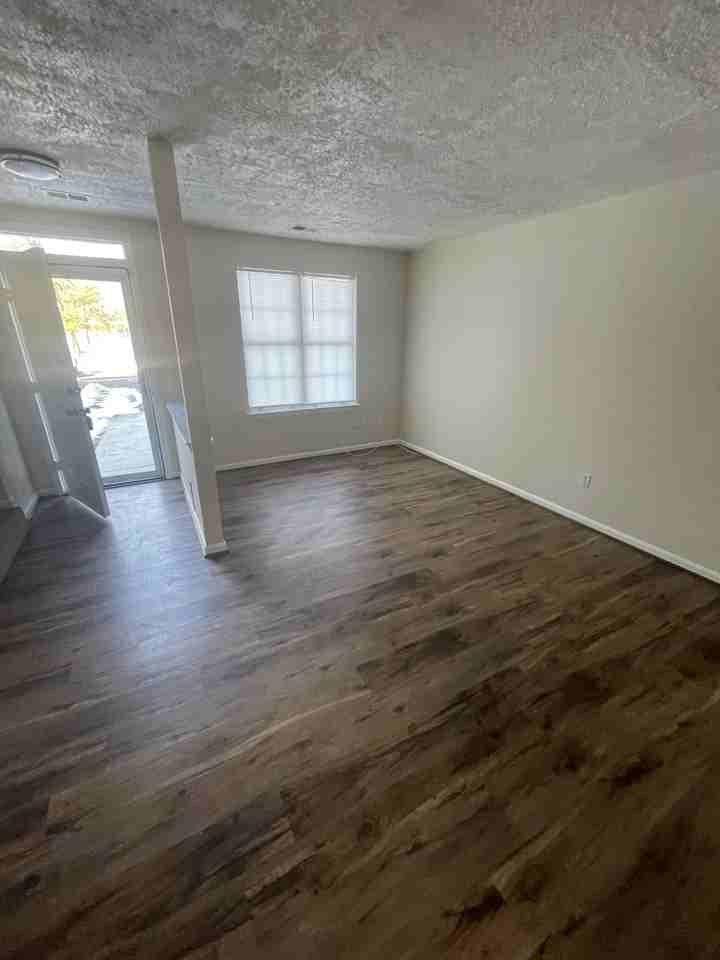 Drake Ct #4197 - Photo 3 of 6