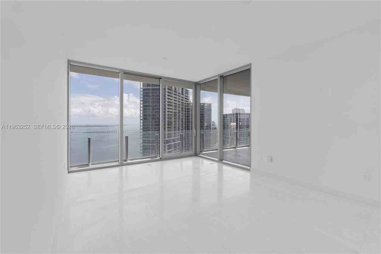 Biscayne Blvd Way & SE 2nd Ave - Photo 7 of 29