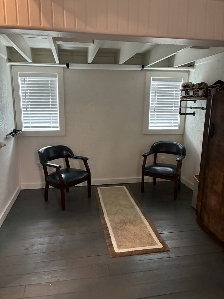 112 E Scott St #NA - Photo 4 of 14