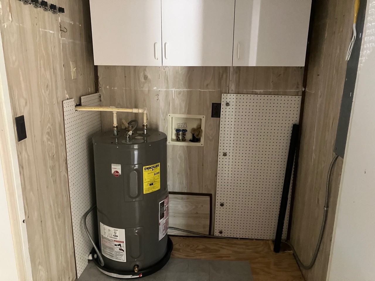 111 Grassy Key Ln #NA - Photo 2 of 10