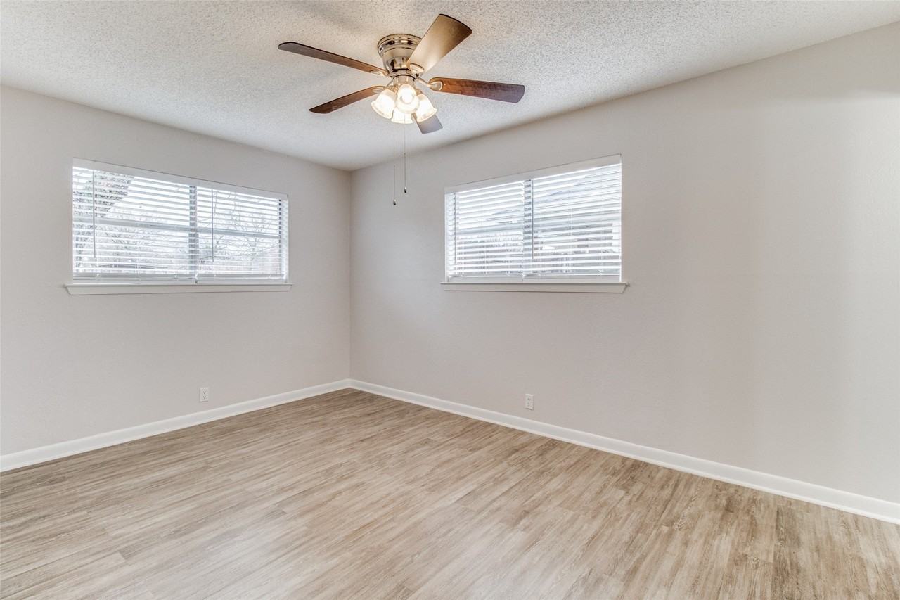 822 N Throckmorton St - Photo 6 of 12