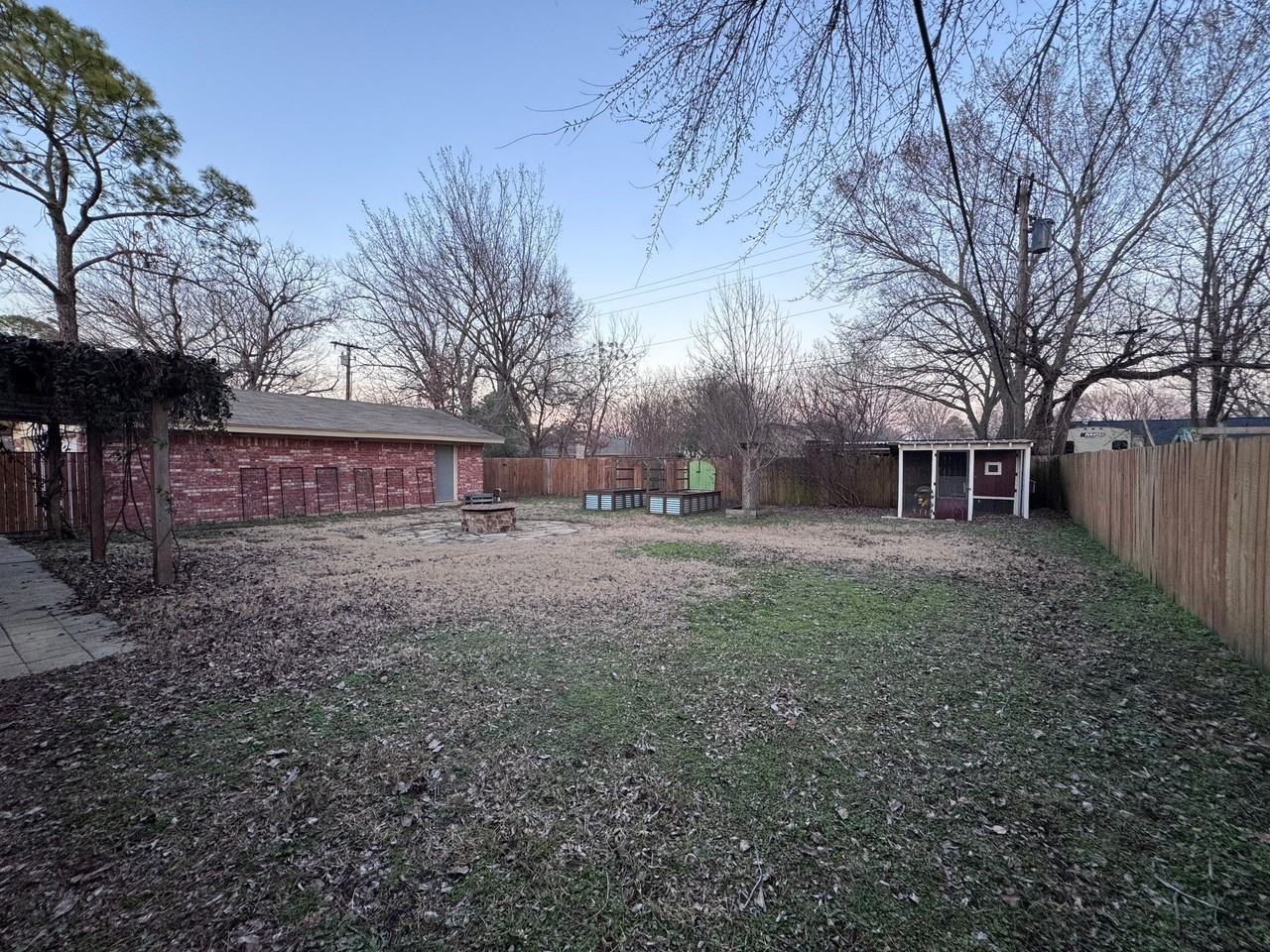 2732 Foxcroft Cir - Photo 6 of 26