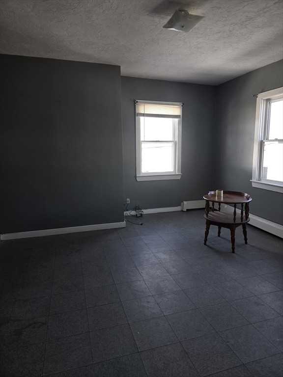 555 Main St ##3 - Photo 7 of 9