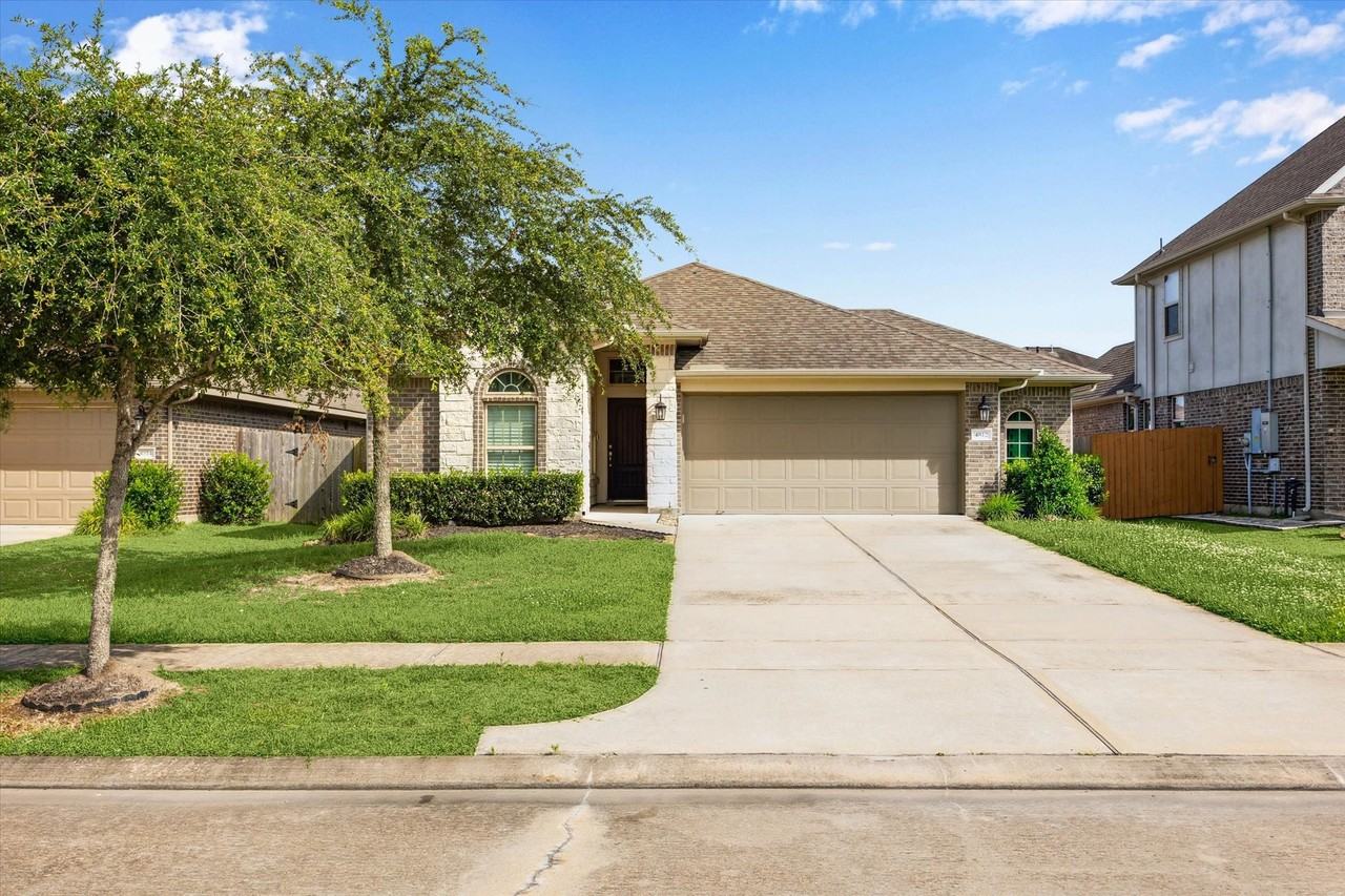 4812 La Piedra Ln - Photo 2 of 25