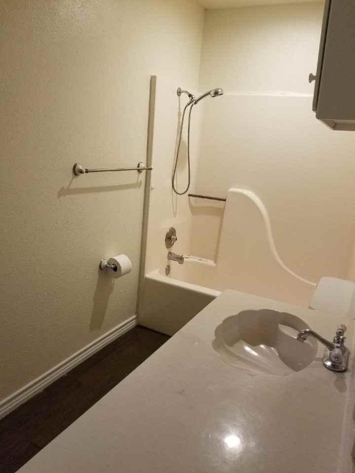 7300 Ne Loop 820 - Photo 4 of 13