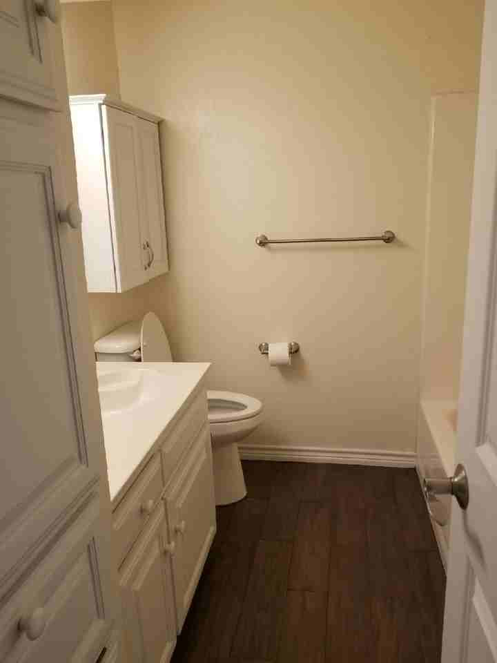 7300 Ne Loop 820 - Photo 7 of 13