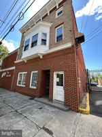 featured image of 213 W King St