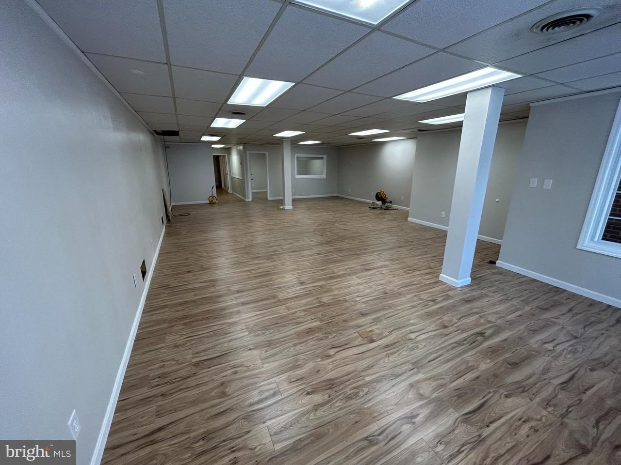 213 W King St - Photo 6 of 15