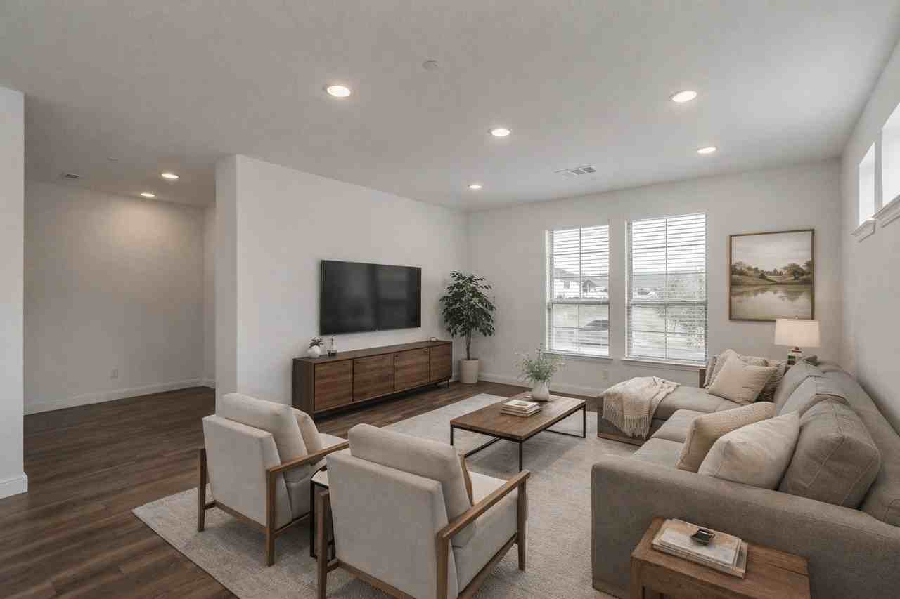 405 Matchbox St - Photo 3 of 38