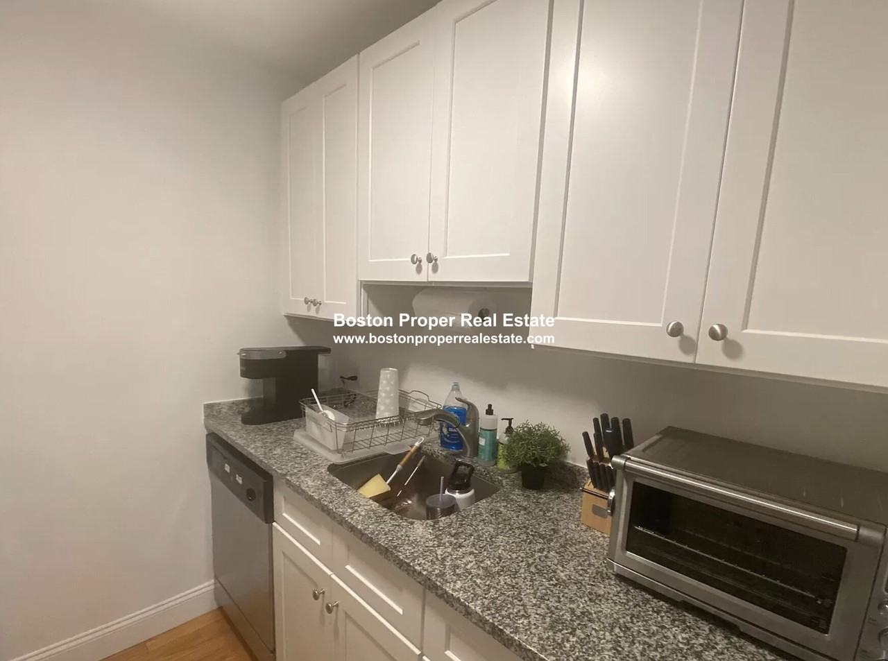 772 Columbus Ave #2 - Photo 5 of 16