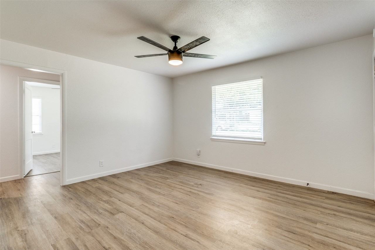 2351 Healey Dr - Photo 3 of 12