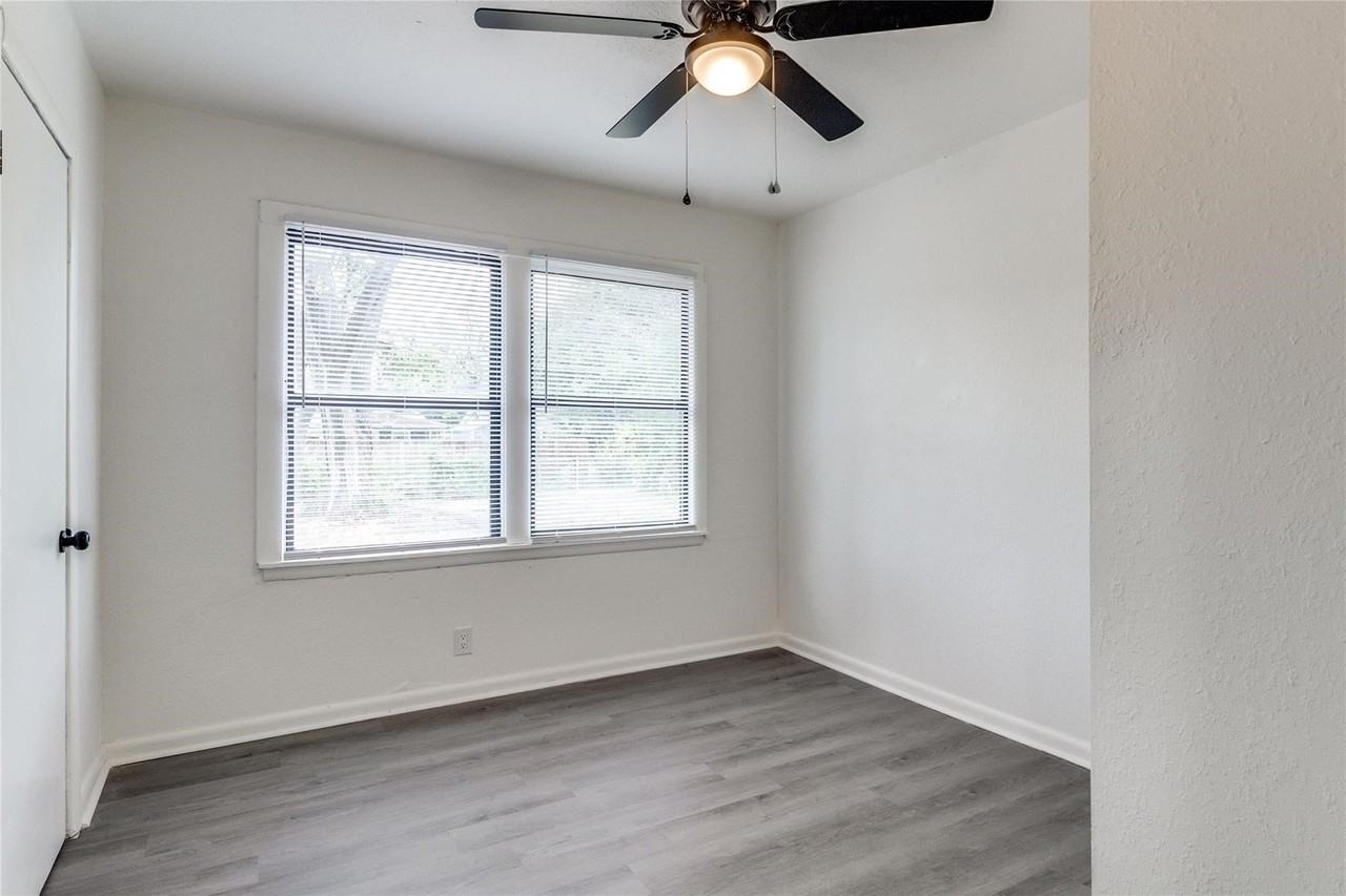 2314 Bluffton Dr - Photo 7 of 12