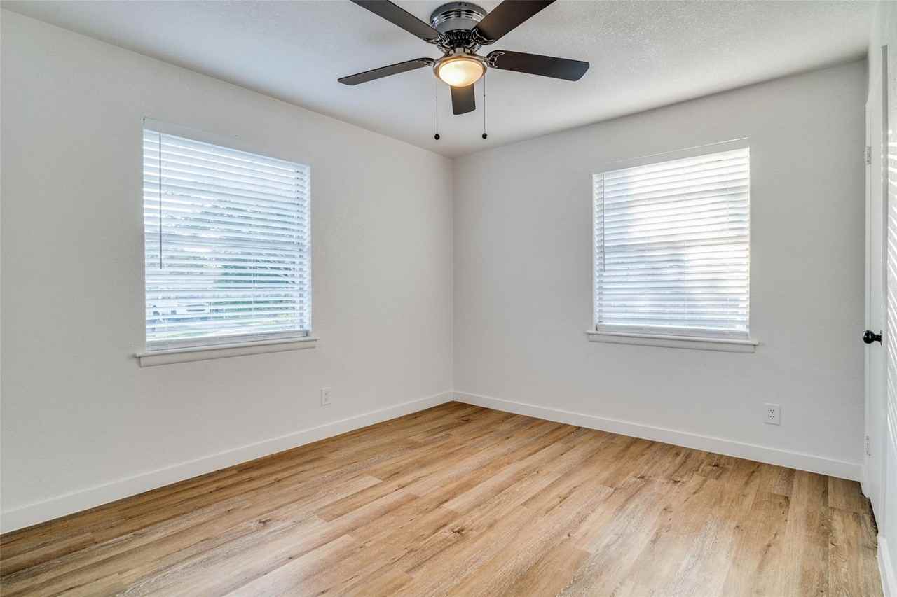 4713 San Marcus Dr - Photo 6 of 13