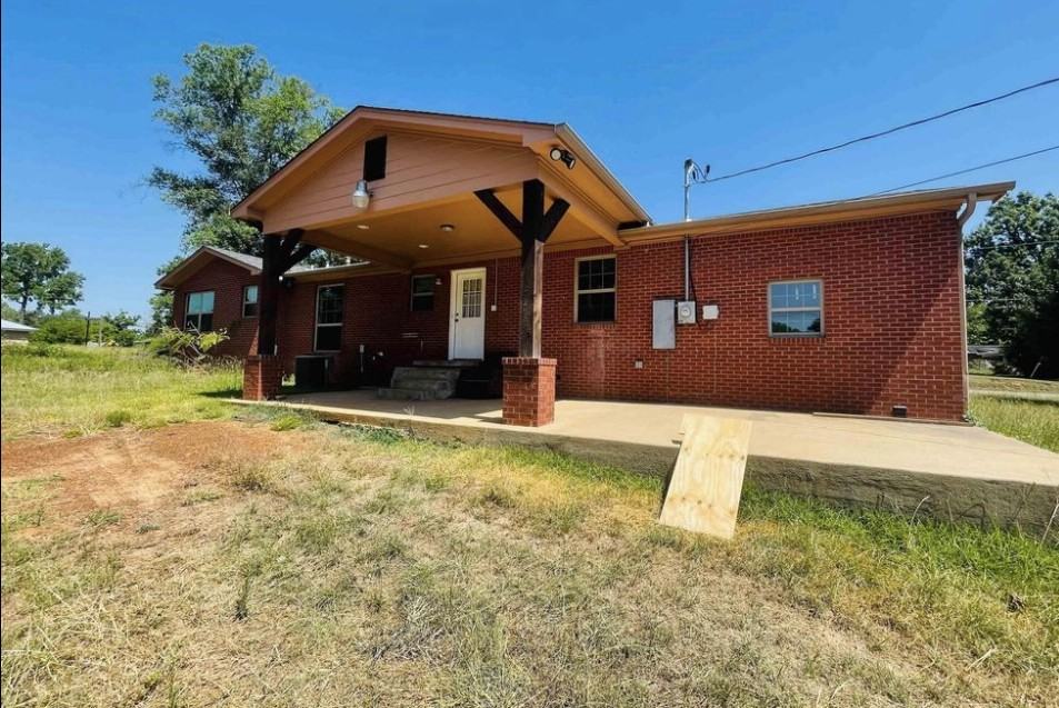 1107 Devereaux St #NA - Photo 3 of 14