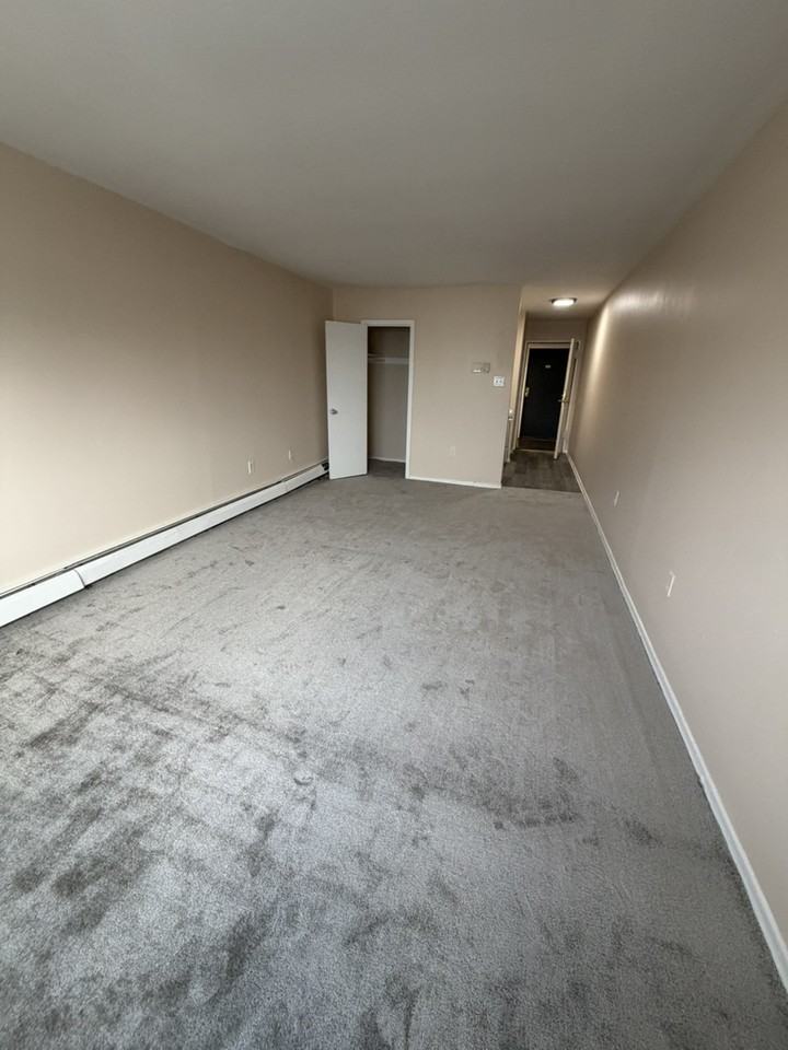 4200 Woodhaven Rd - Photo 2 of 3