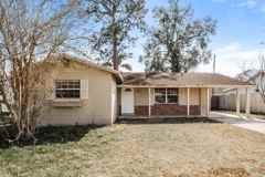 670 Hibiscus Rd - Photo 1 of 1