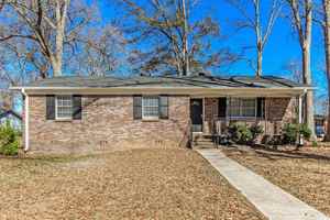 featured image of 201 Opal Ave