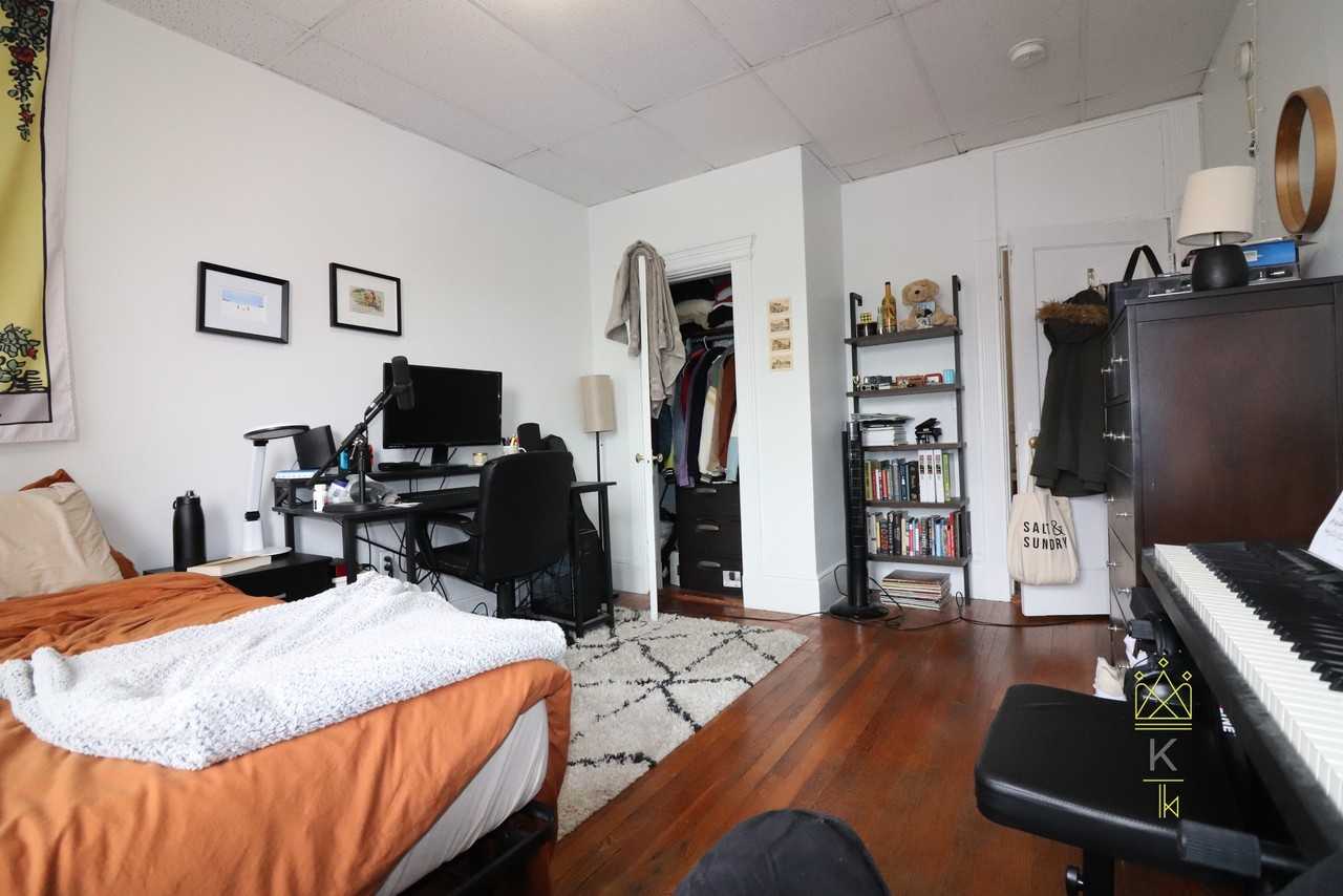 238 Hemenway Street #10 - Photo 5 of 9