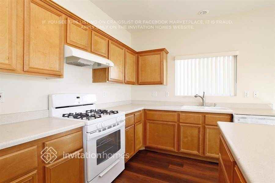 4215 Cannondale Ave - Photo 5 of 13